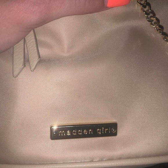 madden girl gold chain purse! - Picture 2 of 4